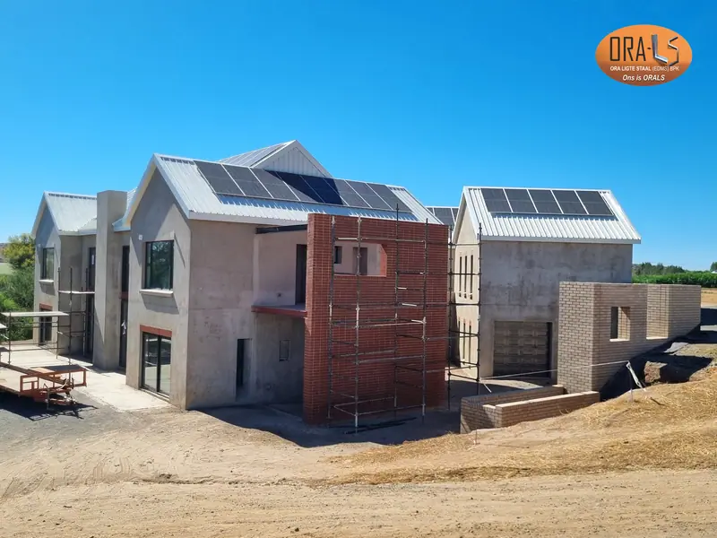 Roof structure project using ORALS-supplied structural systems and materials