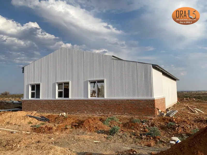 Warehouse stoor agricultural using ORALS-supplied structural systems and materials