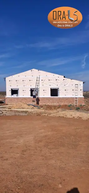 Warehouse stoor agricultural using ORALS-supplied structural systems and materials
