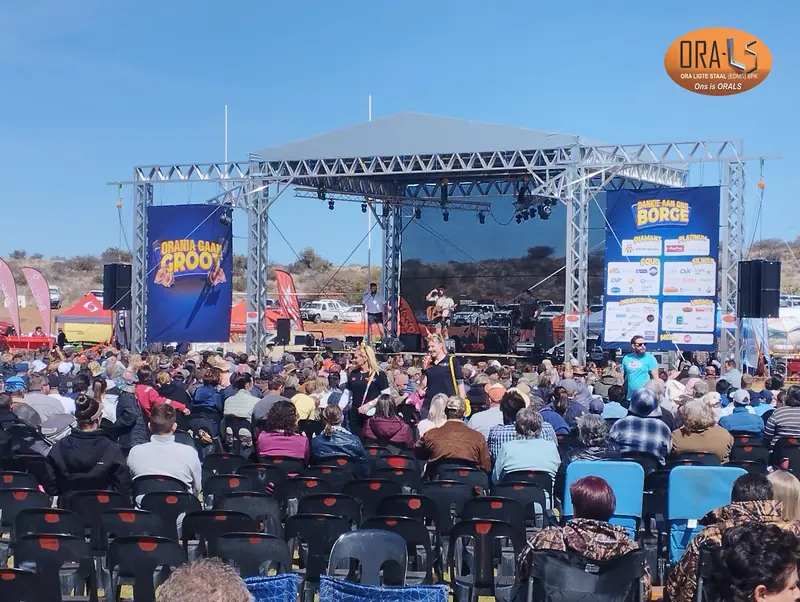 Stage event using ORALS-supplied structural systems and materials